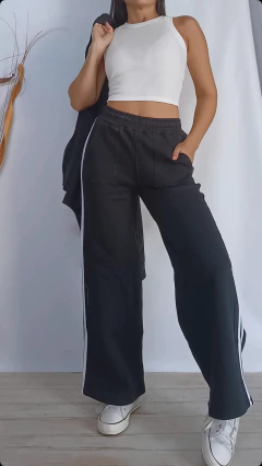 CONJUNTO JOGGER BERLIN 2 RAYAS en internet