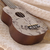 Ukelele Soprano Flores Blancas + Funda + Púa