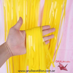 CORTINA AMARILLO PASTEL