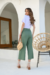 Calça Pantacourt Bolso Lateral