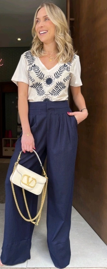 Calça Pantalona com Pregas