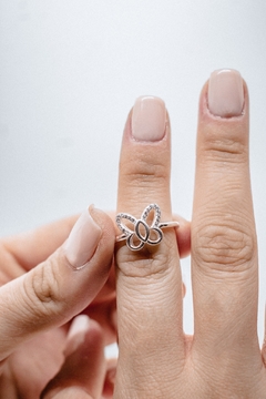 Anillo mariposa con cubic - comprar online
