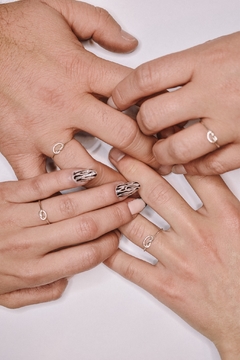 Anillo nudo en internet