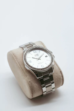 RELOJ Q&Q en internet