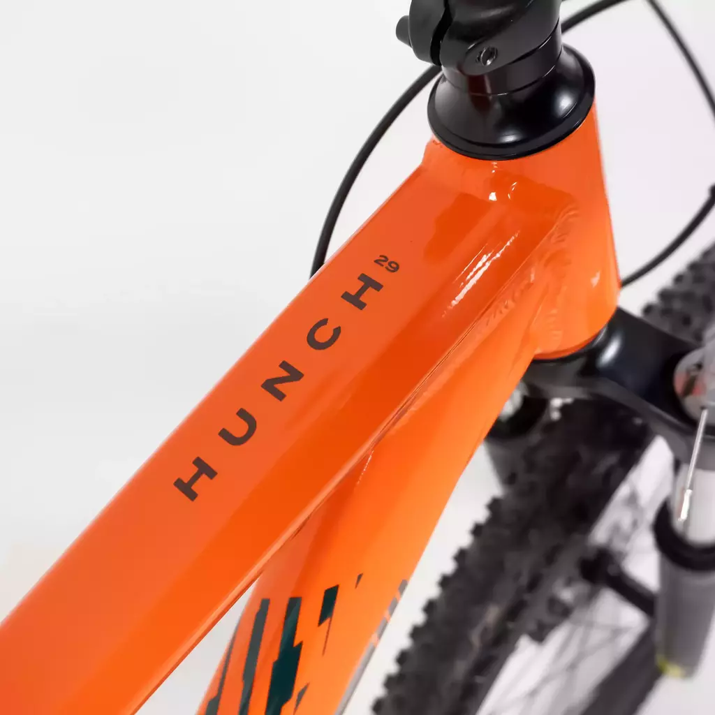 Bicicleta TSW Hunch 16v SR Suntour 2024 - Voltage Bikes - Bike Shop