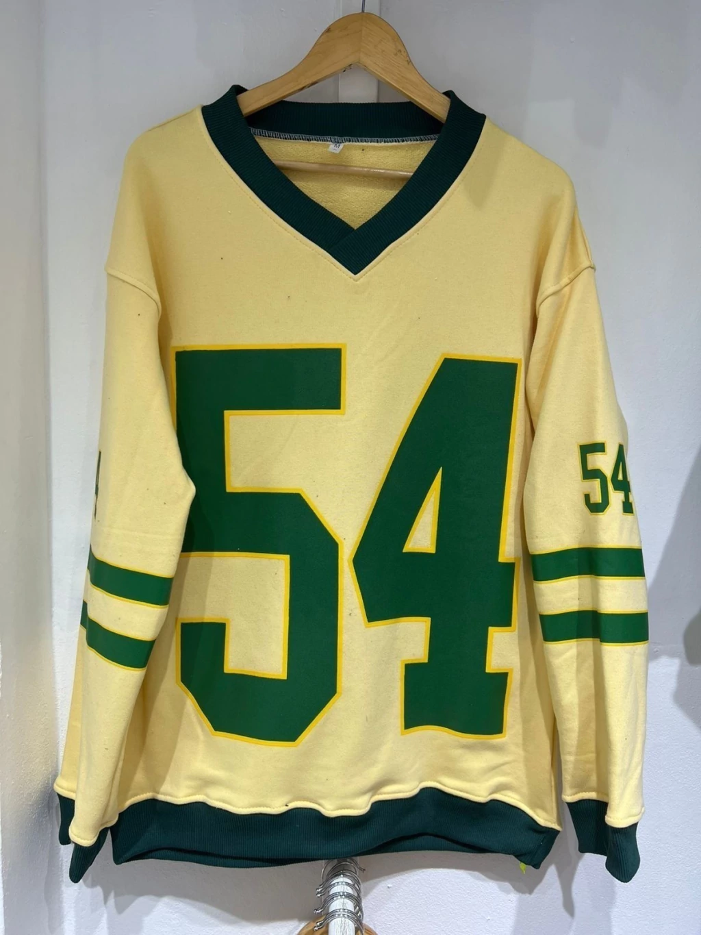 Buzo cuello en V Rústico 54 / 250