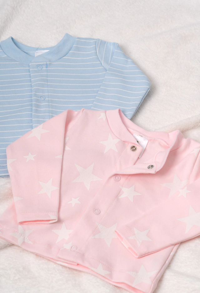 141456 Saquito bebe unisex rayas y estrellas con cuello mao — imagen 2