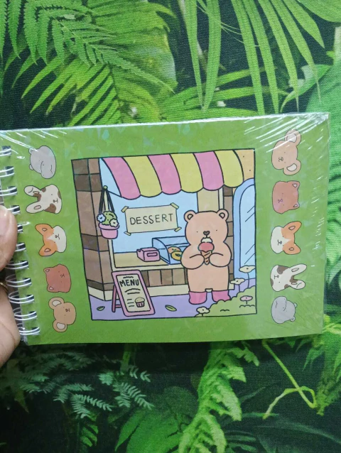 Livro De Colorir: Bobbie Goods Sortido Capa Mole Holográfico - comprar online