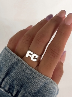 Anillo iniciales recto en internet