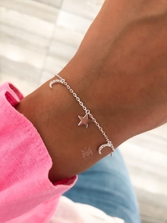 Pulsera con luna y estrella