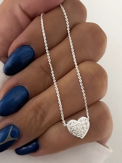 collar corazón pasante con piedras