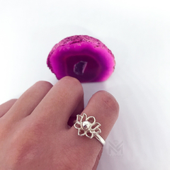 Anillo flor de loto