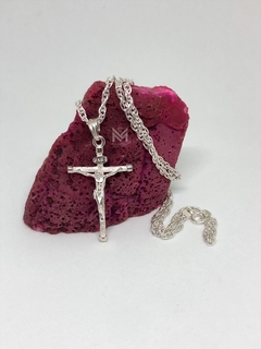 Collar cruz con cristo. - comprar online