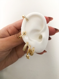 Argollas ojito con piedras (par) - Estilojoyasmanu
