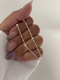 Cadena singapur con bolitas