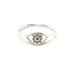 anillo ojito con piedras