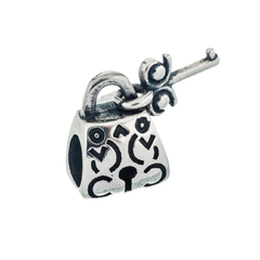 charm cartera y llave