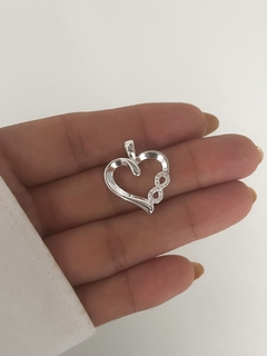 dije corazón con infinto