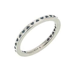 Anillo corazones calados