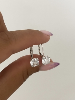 Aro brisura con piedra cubic (par)