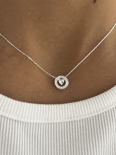 Collar circulo con corazón