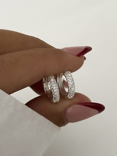 Argollas con piedras (par)
