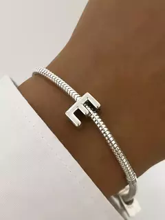 Charm inicial E