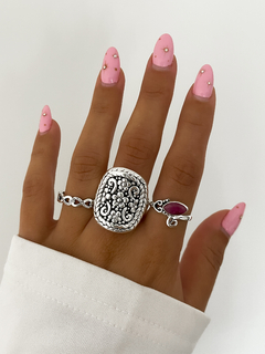 Anillo inflado flores en internet