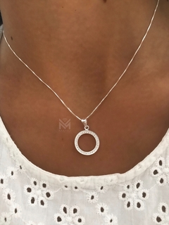 Dije circulo medium en internet