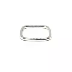 Anillo modelo cuadrado