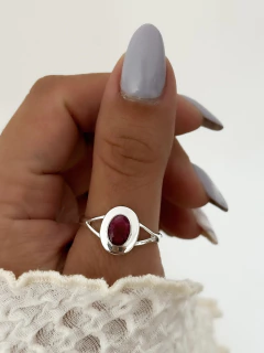 Anillo Vega en internet