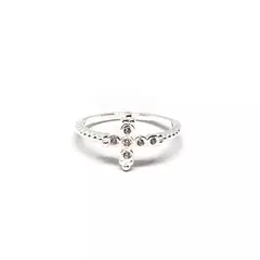Anillo cruz con piedras