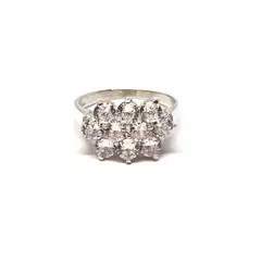 Anillo con piedras