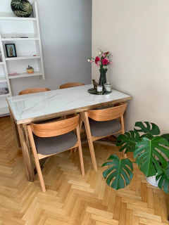 MESA DE COMEDOR DE PORCELANATO Y MADERA - comprar online