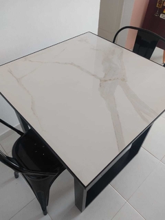 MESA DE COMEDOR ANI (DEMORA 30 DIAS) en internet