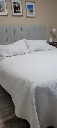 Respaldo de cama Lili (demora 30 días) - comprar online