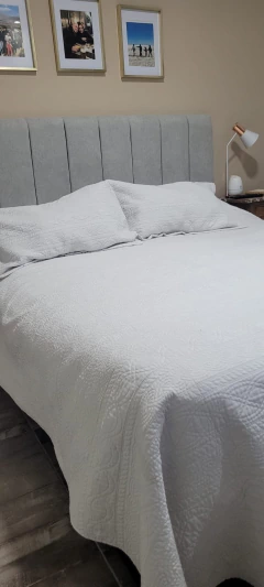 Respaldo de cama Lili (demora 30 días) - comprar online