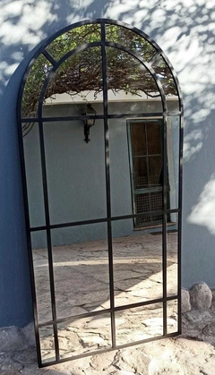 ESPEJO ARCO DE HIERRO (DEMORA 40 DIAS) - VIAZ HOME