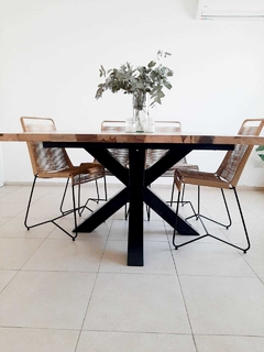 MESA DE COMEDOR GUAYUBIRA NICO (DEMORA 45 DIAS)