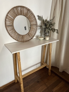 Recibidor blanco y madera (demora 30 días aprox) en internet