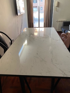 MESA DE COMEDOR AGOS (DEMORA 30 DIAS)
