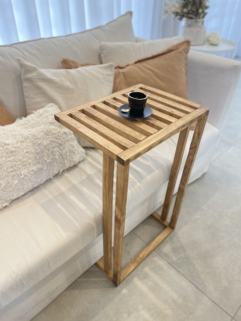 Mesa arrime varillada (demora 30 días)