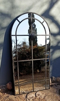 ESPEJO ARCO DE HIERRO (DEMORA 40 DIAS) - comprar online