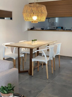 MESA DE COMEDOR DE PORCELANATO Y MADERA en internet