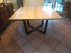 MESA DE COMEDOR ZOITA Y HIERRO (DEMORA 45 DIAS)