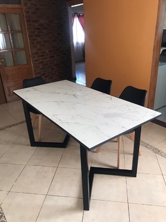 MESA DE COMEDOR "W" (DEMORA 30 DIAS) - VIAZ HOME