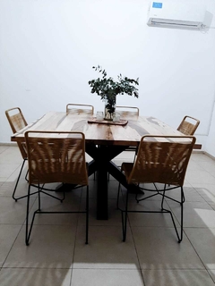 MESA DE COMEDOR GUAYUBIRA NICO (DEMORA 45 DIAS)