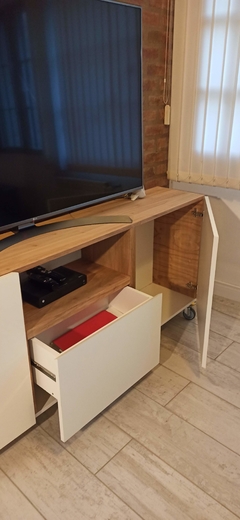 RACK TV FABI (DEMORA 30 DIAS) en internet