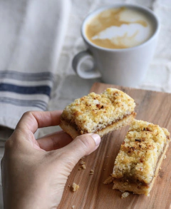 Cuadrado de coco y dulce de leche artesanal sin tacc Karel