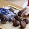 Gotitas de chocolate artesanales sin tacc Karel